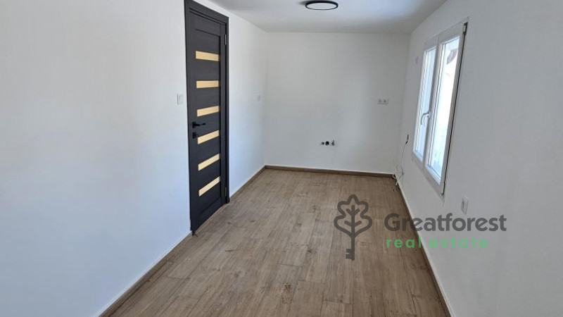 Hajdúsámson, Pokolikert, family house in periferical area  