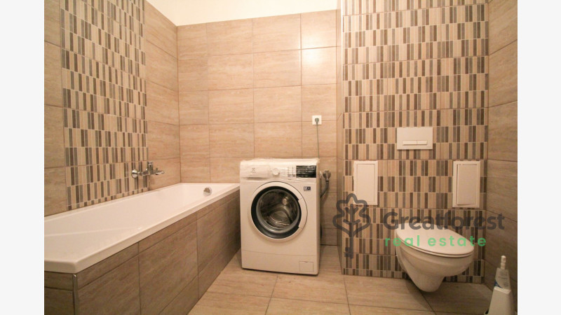 Debrecen, City Center, flat  
