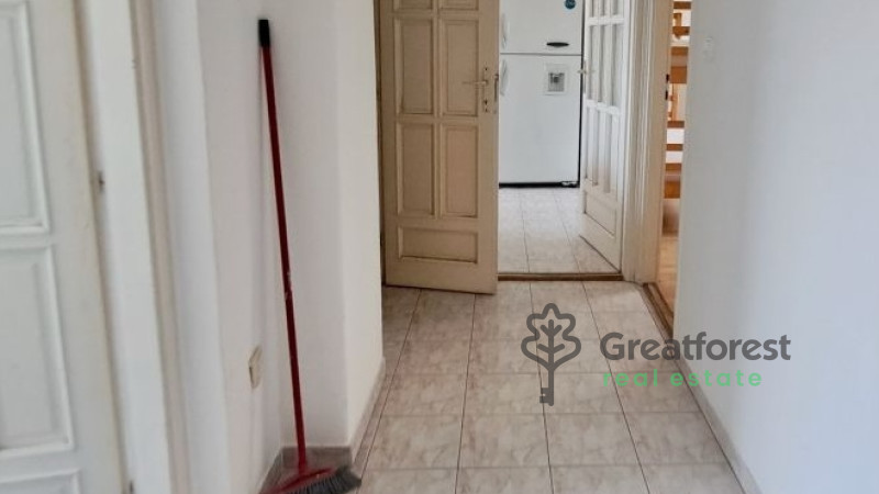 Debrecen, City Center, flat  