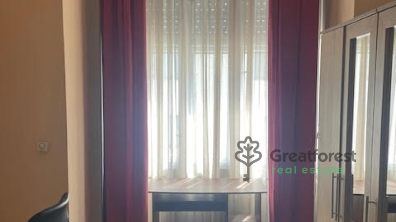 Debrecen, City Center, flat  