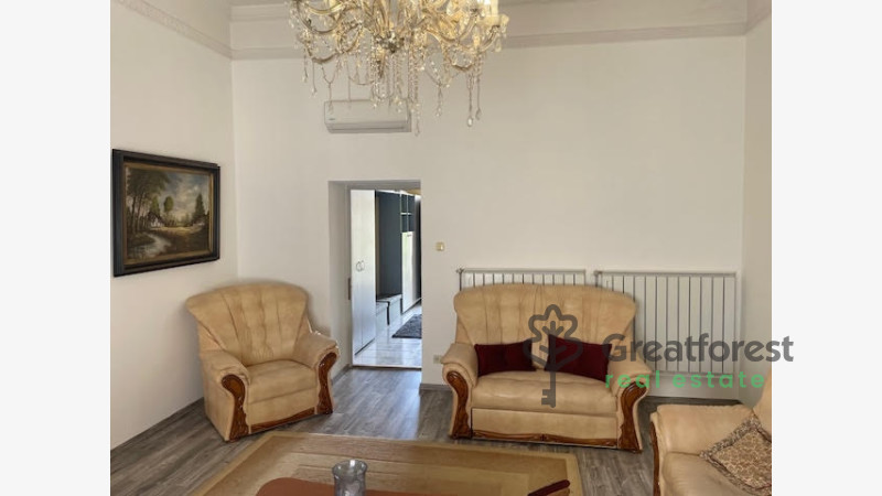 Debrecen, City Center, flat  