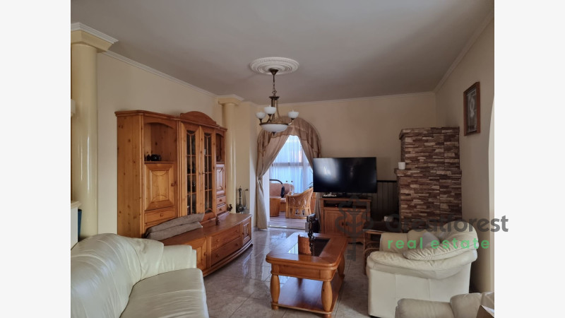 Debrecen, City East, family house  