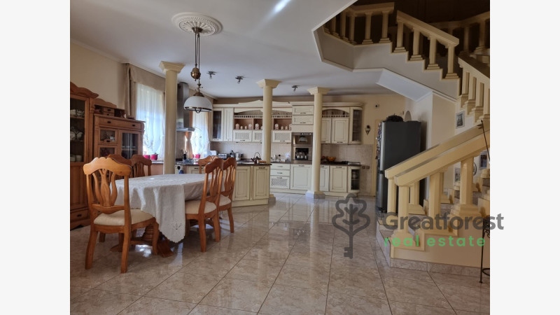 Debrecen, City East, family house  