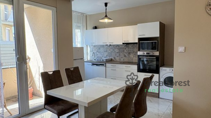 Debrecen, City Center, flat  