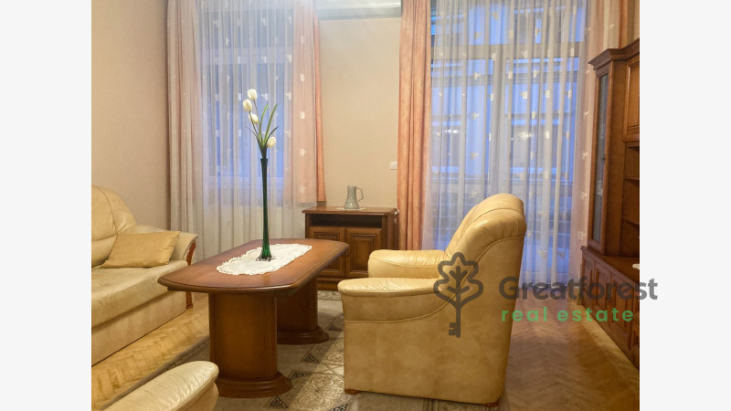 Debrecen, City Center, flat  