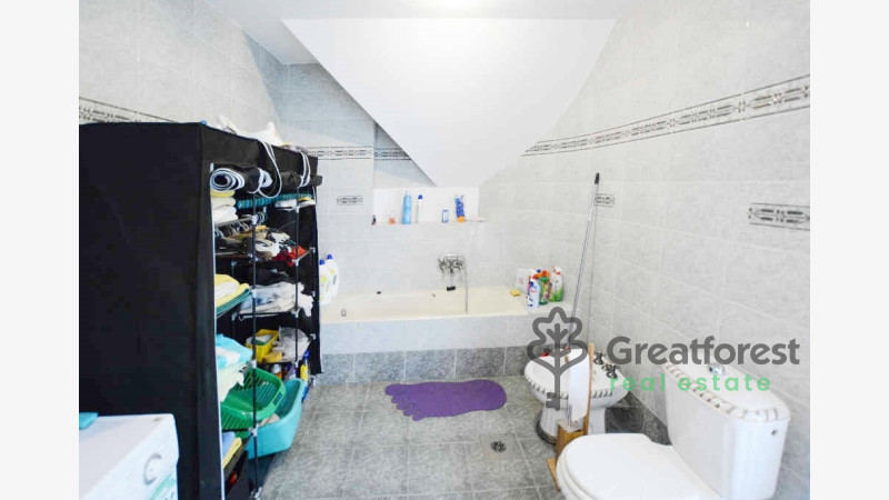 Debrecen, City North, family house  