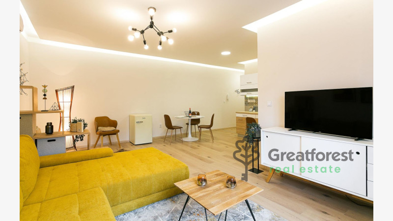 Debrecen, City Center, flat  