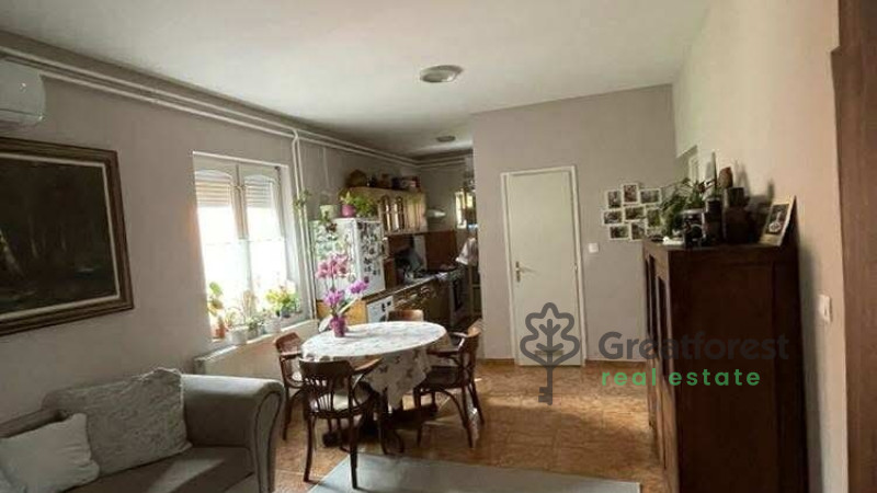 Debrecen, City South-West, family house  