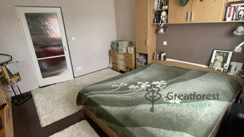 Debrecen, City South-West, family house  