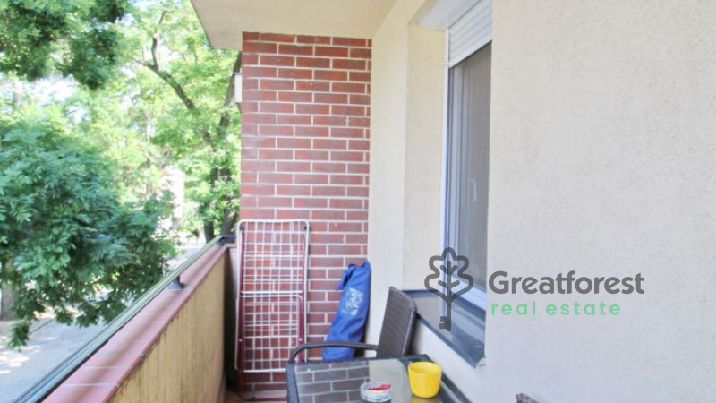 Debrecen, Bem Square, flat  