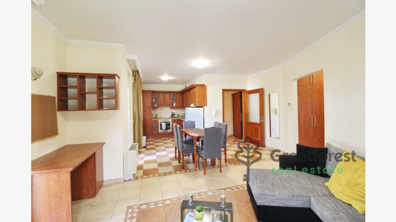 Debrecen, Bem Square, flat  