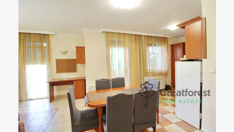 Debrecen, Bem Square, flat  
