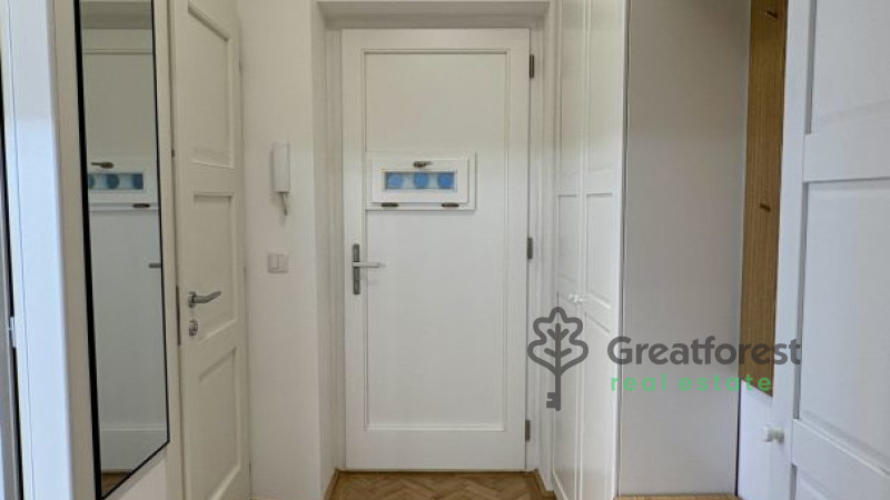 Debrecen, City Center, flat  