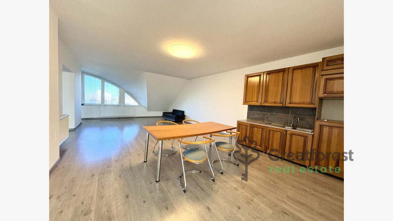 Debrecen, City South, family house  