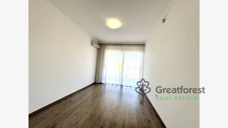 Debrecen, City South, family house  