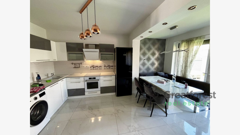 Debrecen, Tesco Area, family house  