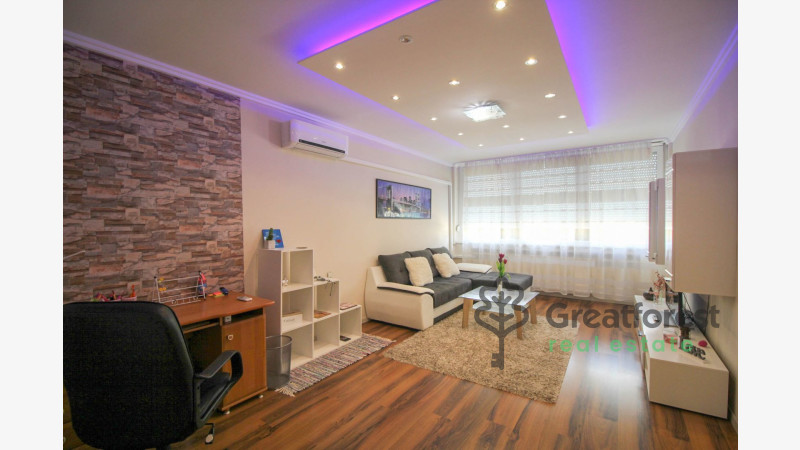 Debrecen, City Center, flat  