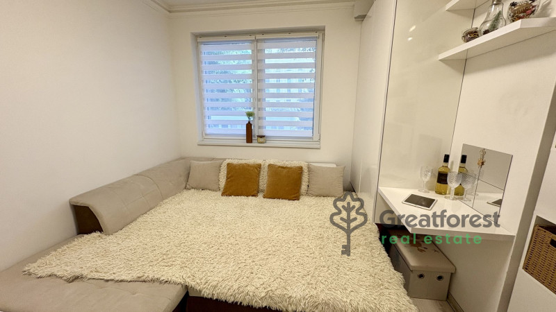 Debrecen, Close To Plaza, flat  
