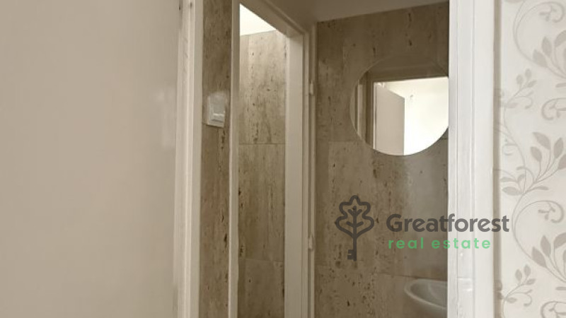 Debrecen, Close To City Center, commercial premises not in shopping center  